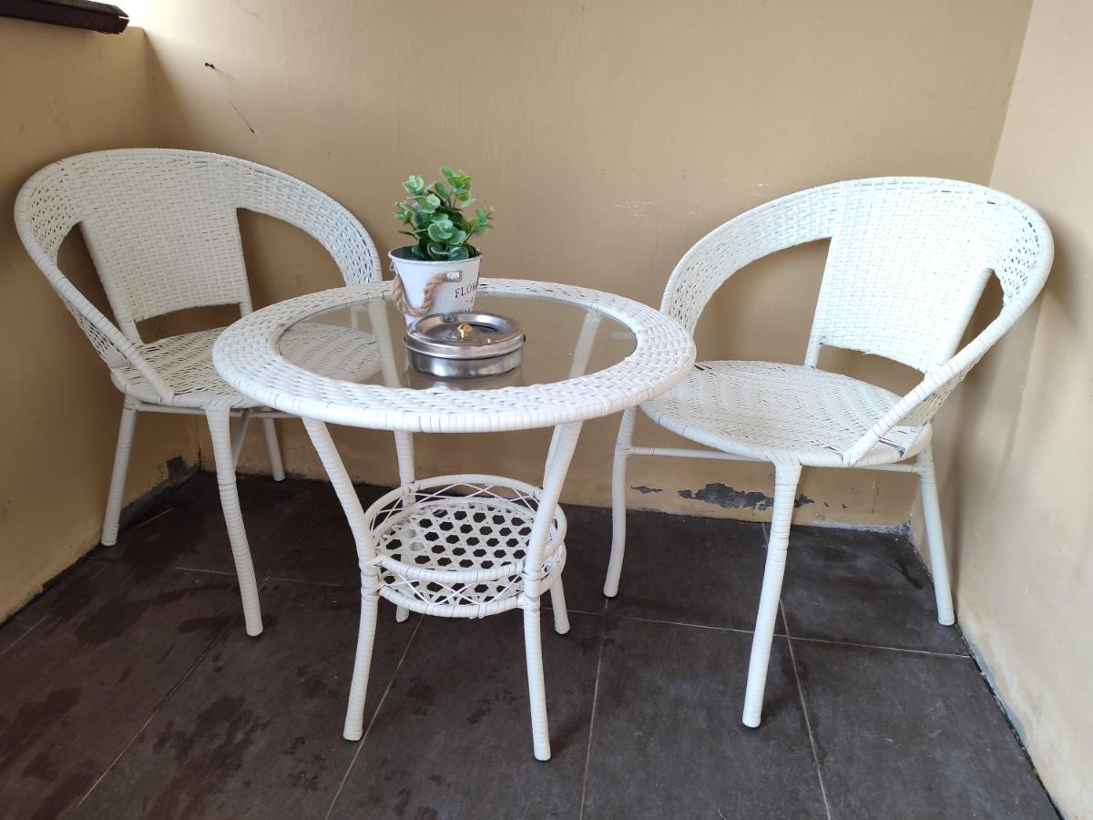 Mini Green Homestay Кулаи Экстерьер фото